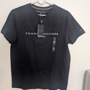 Tommy Hilfiger Men's Black Tee